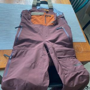 Trew women’s chariot bib